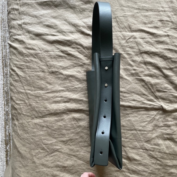 COS Medium Shopper Grained Leather Tote - Picture 10 of 14